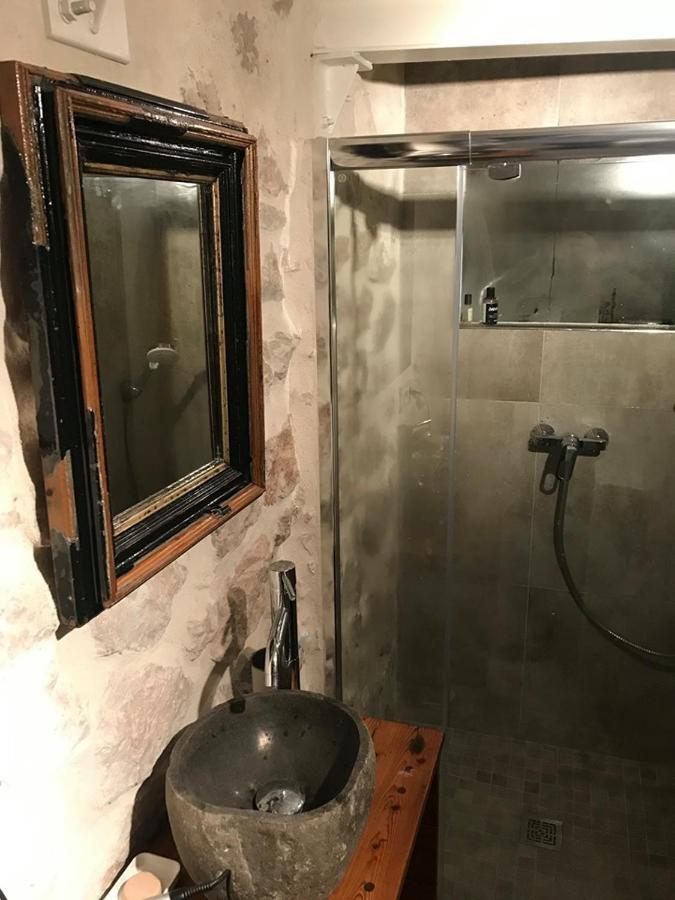 Le Cabanon Bleu Sur La Plage Marseille Eksteriør billede